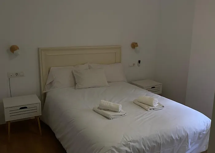 Duplex Junto Al Puente Con Gran Terraza Y Parking Privado Διαμέρισμα *