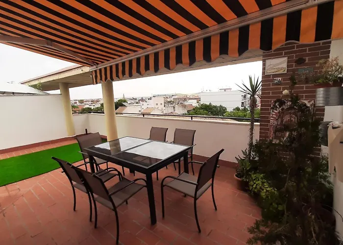 Duplex Junto Al Puente Con Gran Terraza Y Parking Privado Διαμέρισμα *