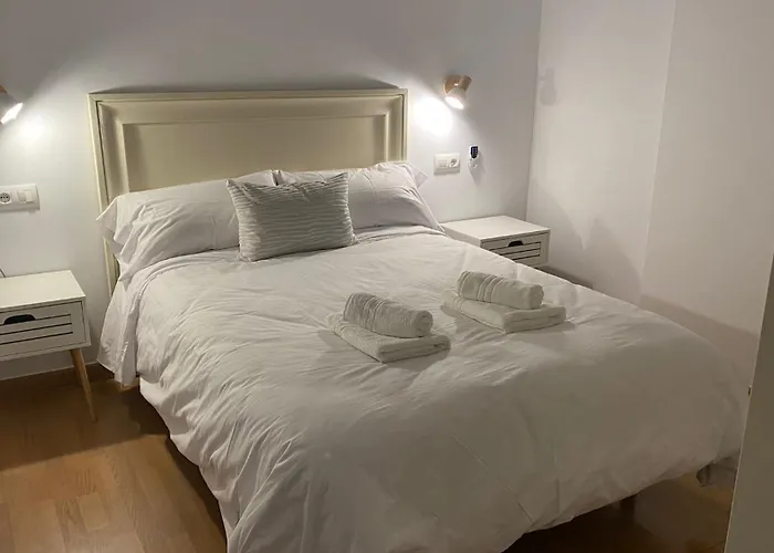 Duplex Junto Al Puente Con Gran Terraza Y Parking Privado