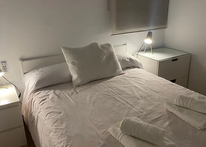 Duplex Junto Al Puente Con Gran Terraza Y Parking Privado Appartamento *